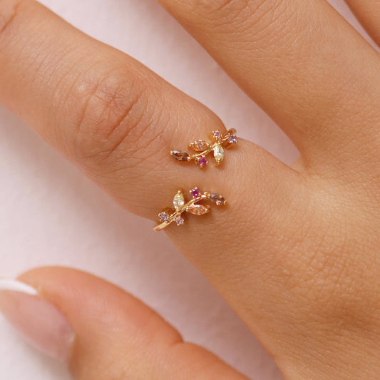 Vivid laurel ring